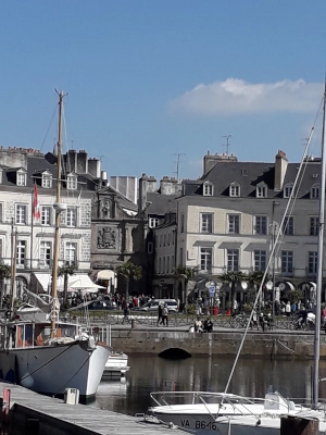 Le port de Vannes durant le mois de mai