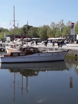 Bateau au port de Vannes